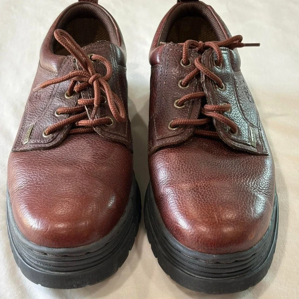Vtg. Timberland brown leather shoes men's size 12, chunky lug sole, real leather